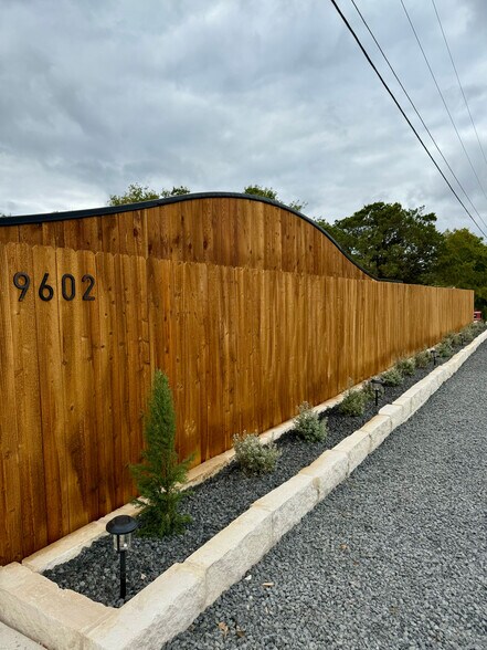 9602 Dewberry Path, Boerne, TX à louer - Photo du bâtiment - Image 1 de 15