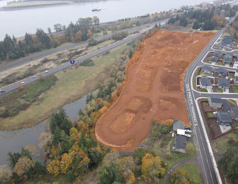 6600 Old Pacific Hwy S, Kalama, WA à vendre - Photo du bâtiment - Image 1 de 16