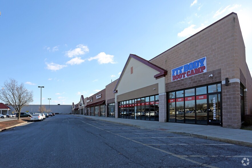 150-190 William L Dalton Dr, Glassboro, NJ for lease - Primary Photo - Image 1 of 8