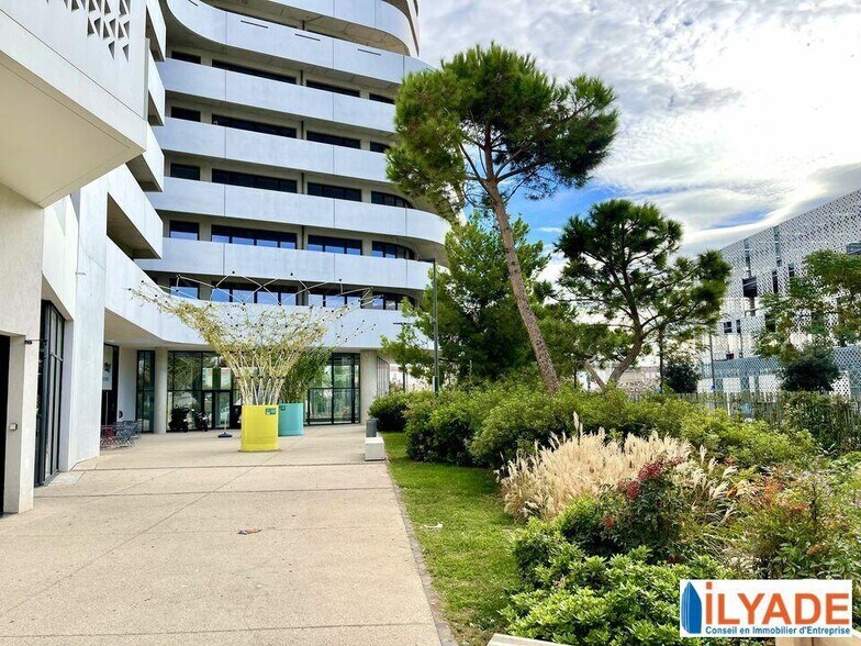 7 Rue Andre Allar, Marseille for lease - Building Photo - Image 3 of 29