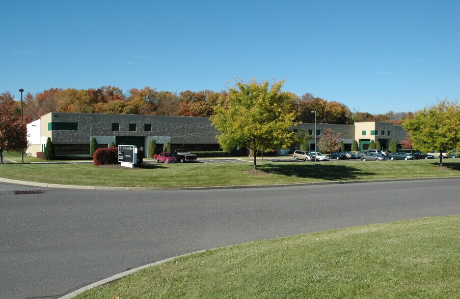 41 Twosome Dr, Moorestown, NJ à louer - Photo du bâtiment - Image 1 de 6