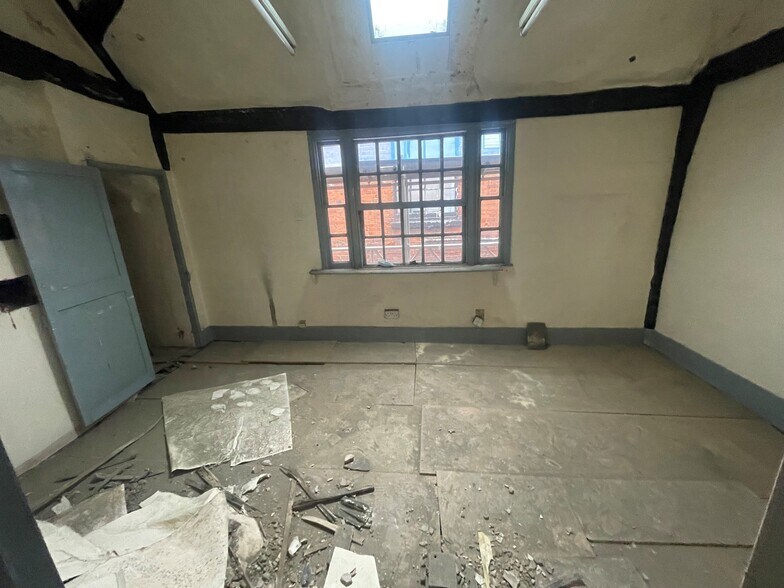 12-14 Market Sq, Leighton Buzzard à vendre - Photo intérieure - Image 3 de 6