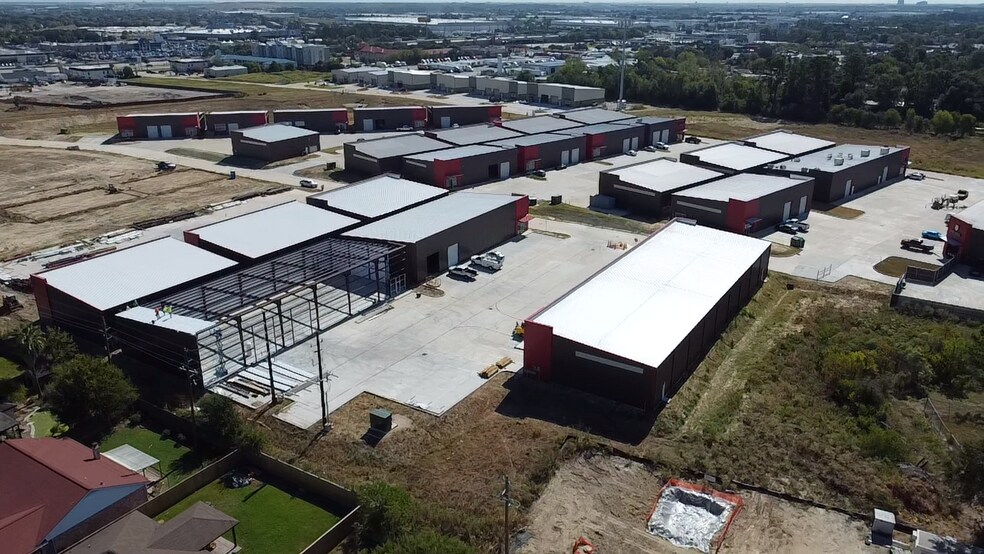 16313 North Fwy, Houston, TX à vendre - Photo du bâtiment - Image 3 de 5