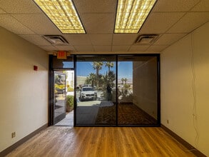 46341 Commerce St, Indio, CA à louer Photo intérieure- Image 2 de 8