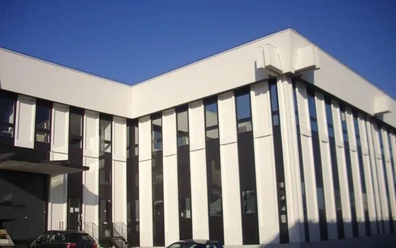 2-18 Rue De L'Esterel, Rungis à louer - Photo du bâtiment - Image 2 de 11