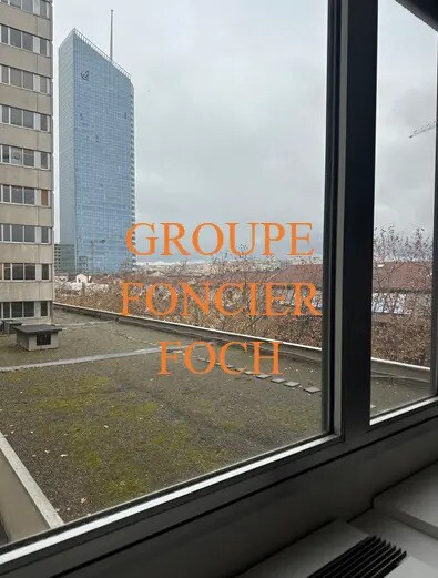 Bureau dans Lyon à louer - Photo du bâtiment - Image 3 de 4