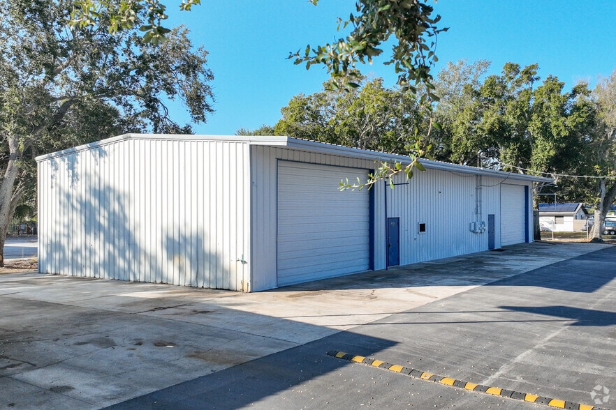 5626 N Dale Mabry Hwy, Tampa, FL for lease - Building Photo - Image 2 of 19