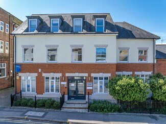 Plus de détails pour 9-11 Chertsey St, Guildford - Bureau à louer
