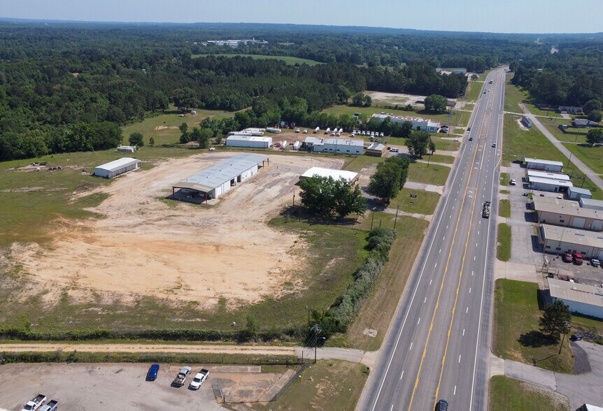 5425 W Oak St, Palestine, TX for lease - Building Photo - Image 2 of 32