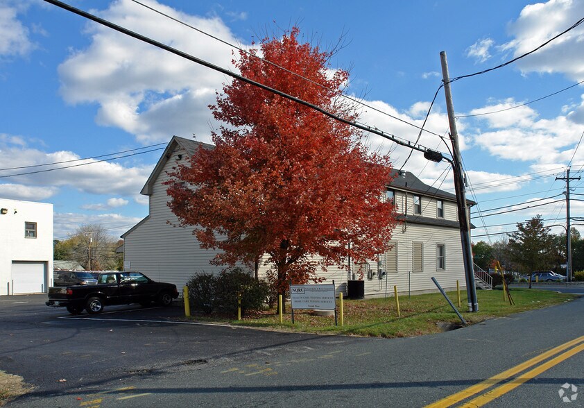 8800 Philadelphia Rd, Rosedale, MD à louer - Photo du bâtiment - Image 2 de 2