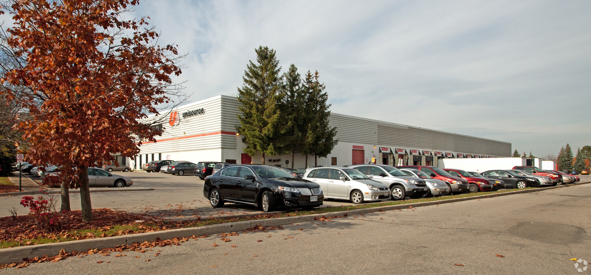 50 E Wilmot St, Richmond Hill, ON for sale Primary Photo- Image 1 of 1