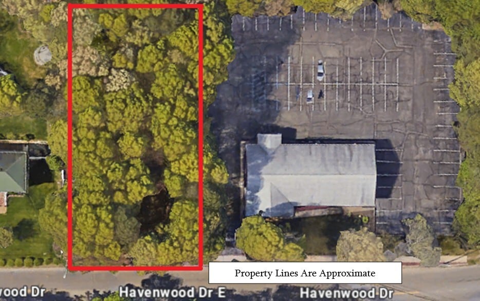 Havenwood Dr, Shirley, NY for sale - Primary Photo - Image 1 of 1