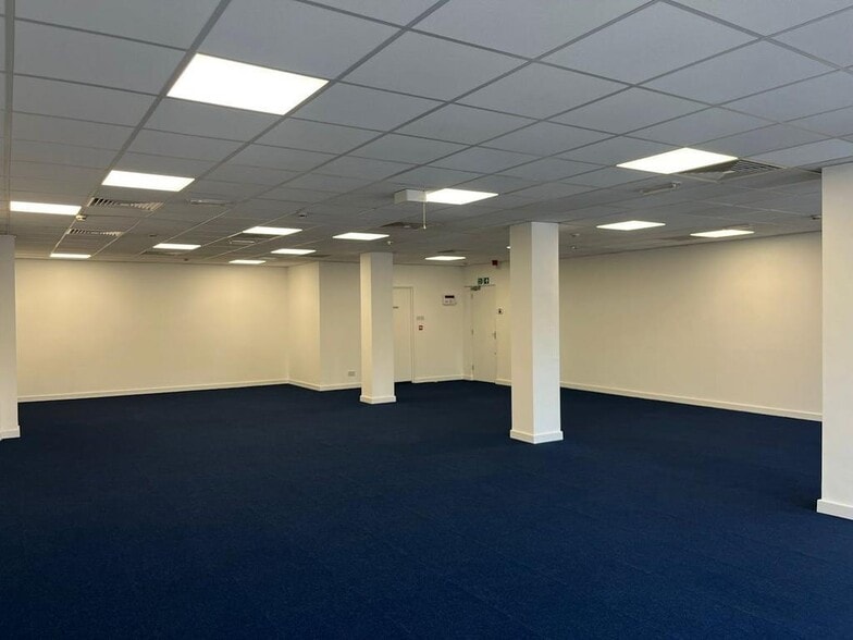 2-16 Church Rd, Stanmore for lease - Building Photo - Image 3 of 4