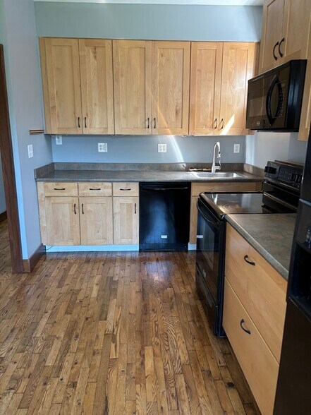 163 S 17th St, Columbus, OH à vendre - Photo du bâtiment - Image 3 de 34