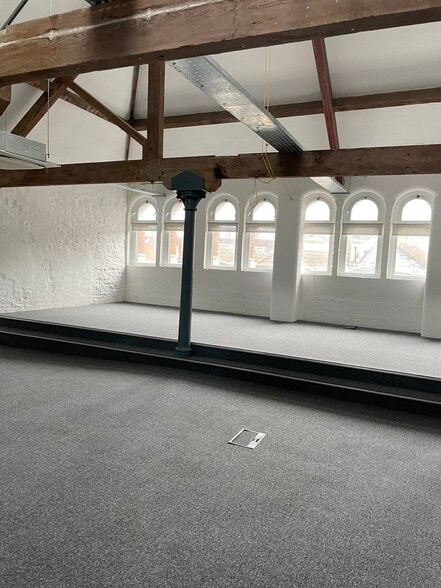 35 King St, Bristol for lease - Interior Photo - Image 1 of 3