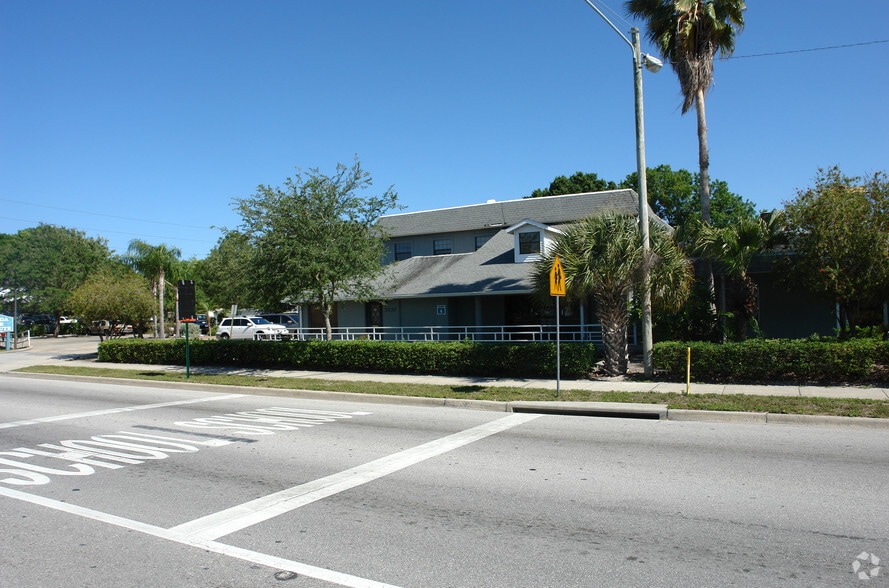 2230 Drew St, Clearwater, FL à vendre - Photo du bâtiment - Image 2 de 3