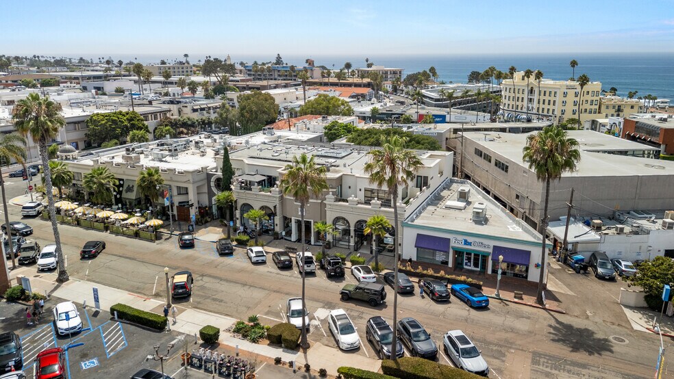 7938 Herschel Ave, La Jolla, CA à louer - Photo du bâtiment - Image 2 de 7