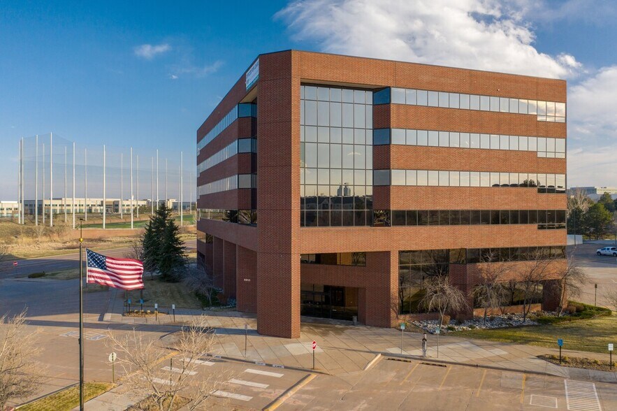6855 S Havana St, Centennial, CO à louer - Photo du bâtiment - Image 2 de 11