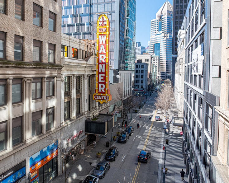 332 Fifth Ave, Pittsburgh, PA for sale - Building Photo - Image 1 of 5