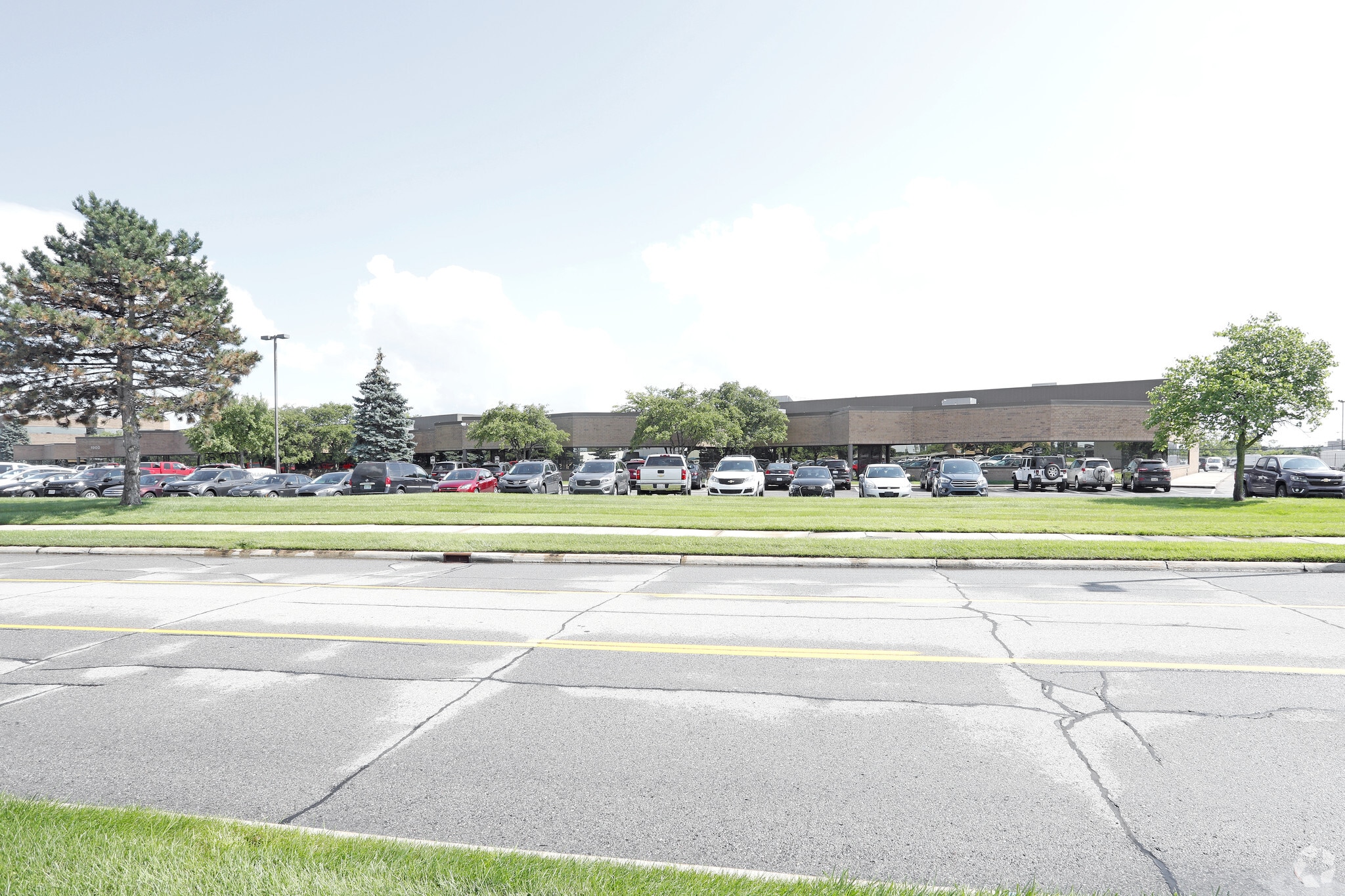 1870-1932 Technology Dr, Troy, MI à vendre Photo principale- Image 1 de 12