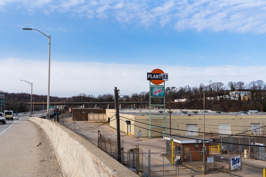 1650 Union Ave, Baltimore, MD for lease - Building Photo - Image 2 of 10