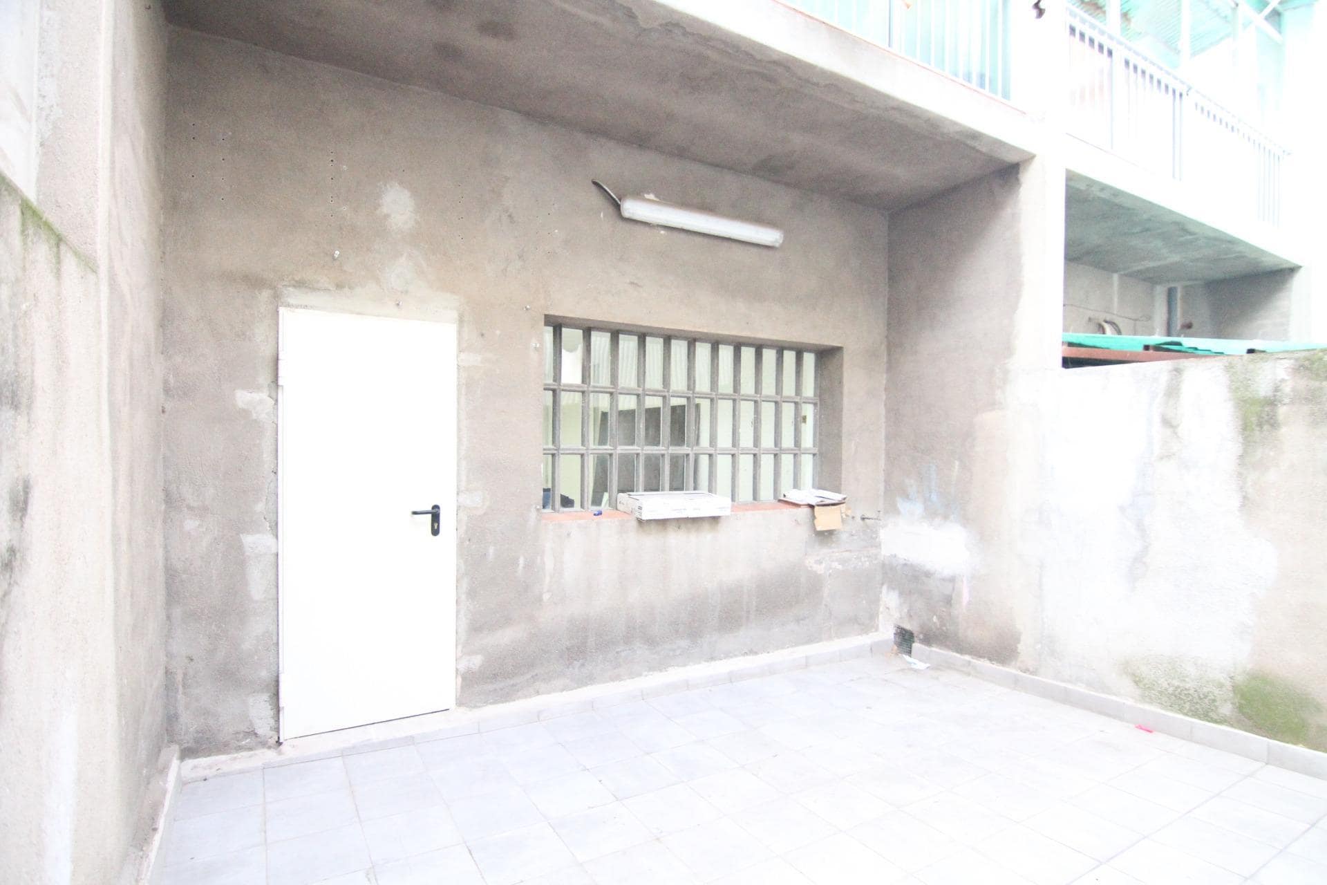 Retail in Olesa de Montserrat, Barcelona for lease Interior Photo- Image 1 of 14