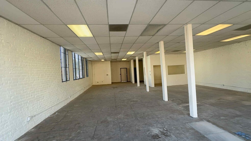 2400 W Valley Blvd, Alhambra, CA for lease - Building Photo - Image 3 of 8