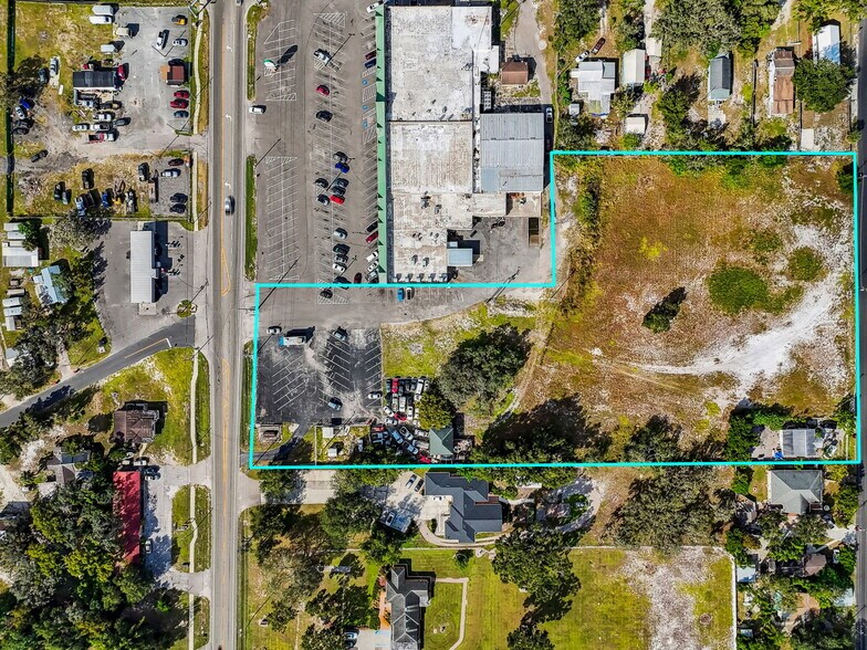 3309 Gloria Ave, Plant City, FL à vendre - Photo du bâtiment - Image 2 de 16
