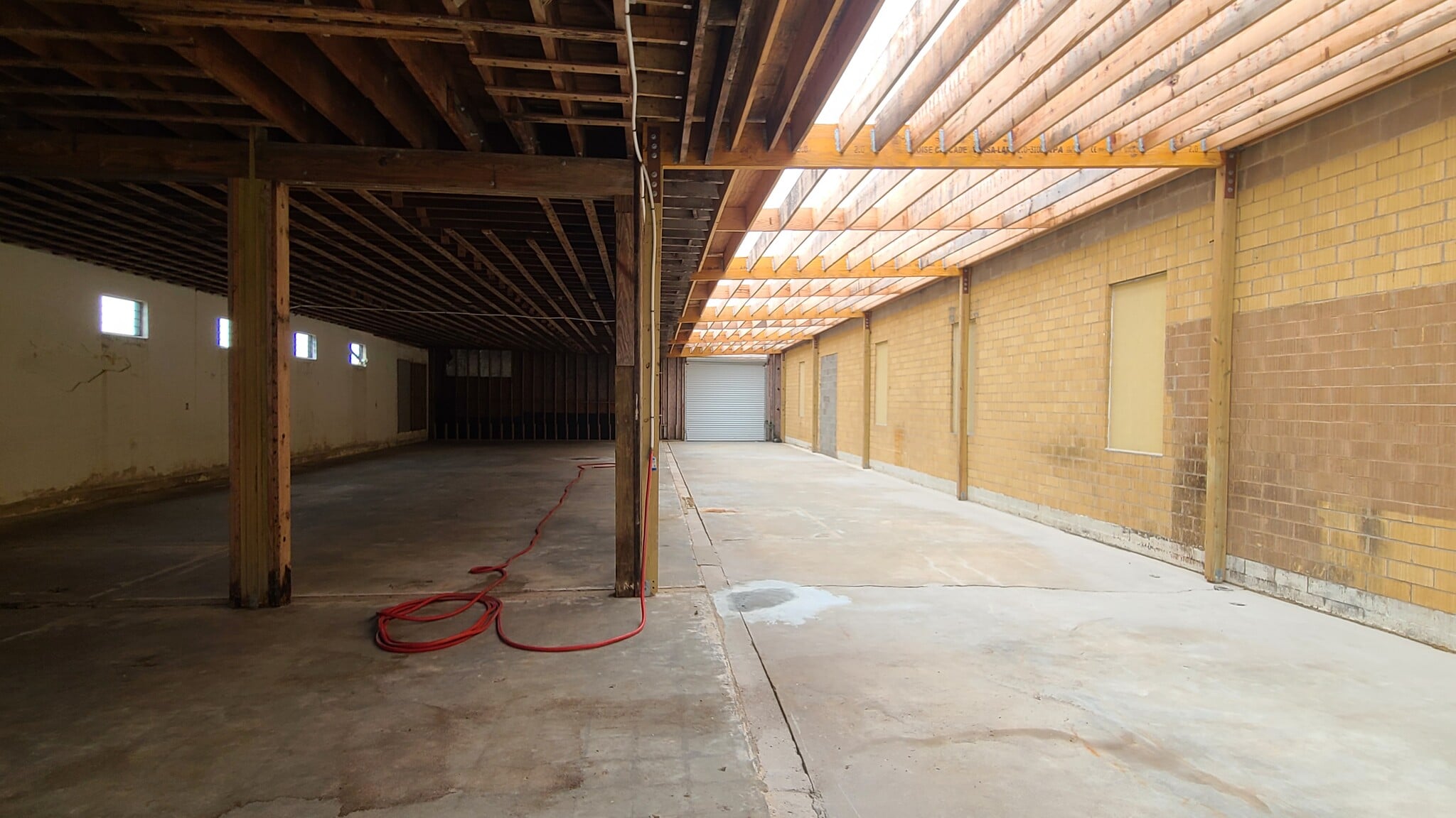 201 6th St. N, Texas City, TX for sale Interior Photo- Image 1 of 5