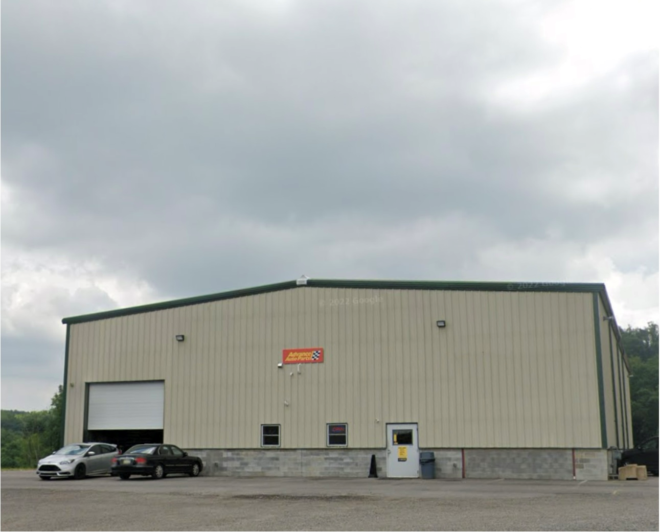 300 Phoenix Dr, Finleyville, PA for lease Building Photo- Image 1 of 7