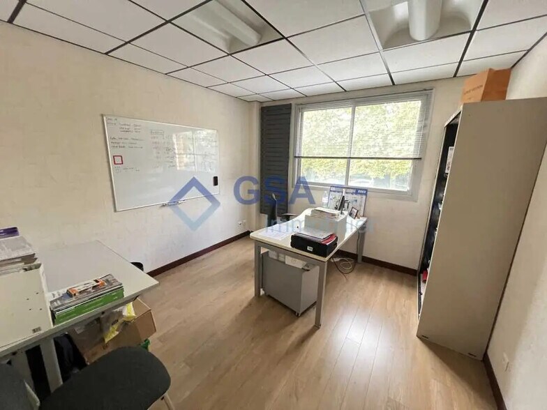 Office in Évry-Courcouronnes for sale - Interior Photo - Image 3 of 6