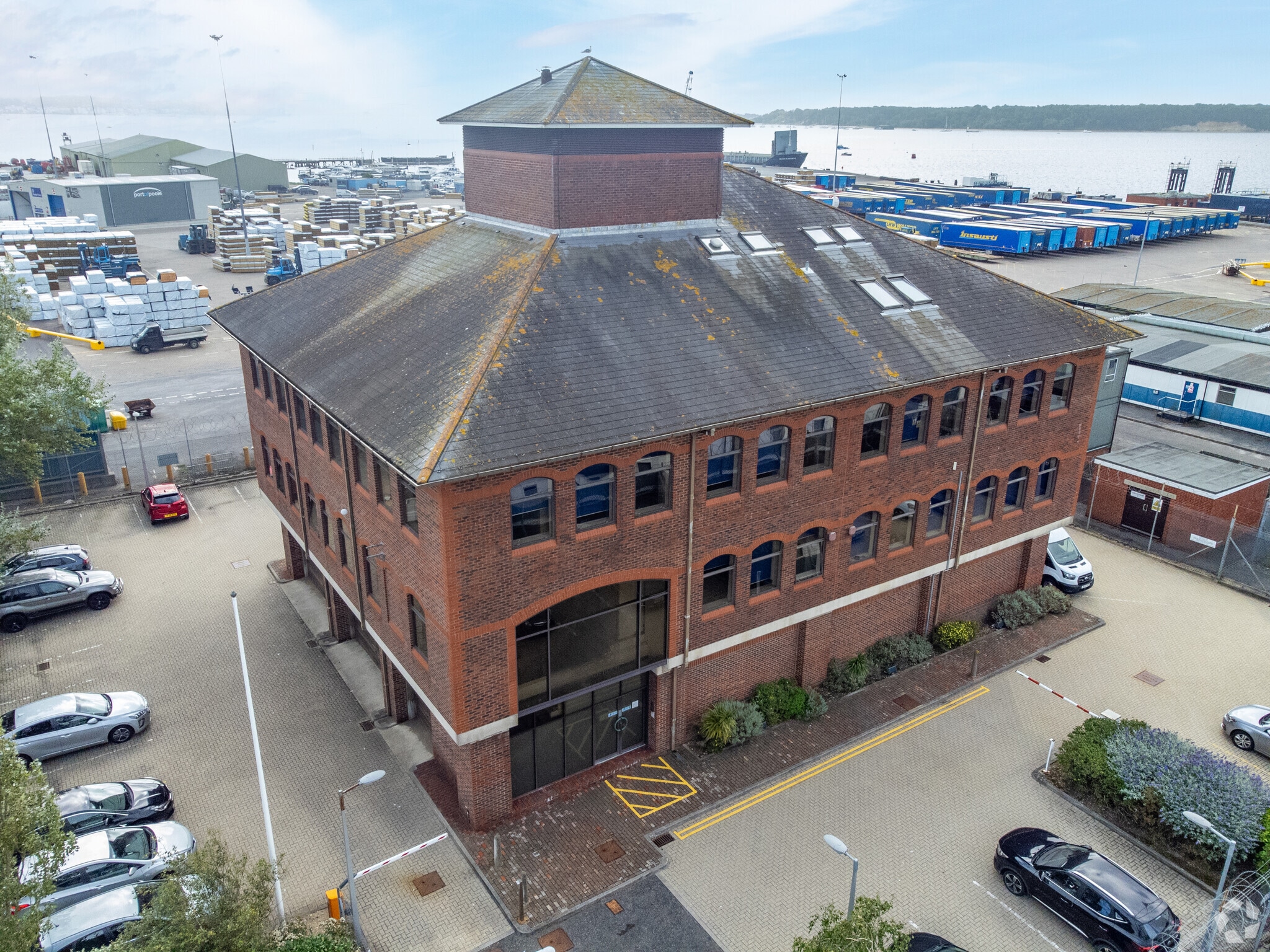 New Harbour Rd S, Poole for lease Primary Photo- Image 1 of 5