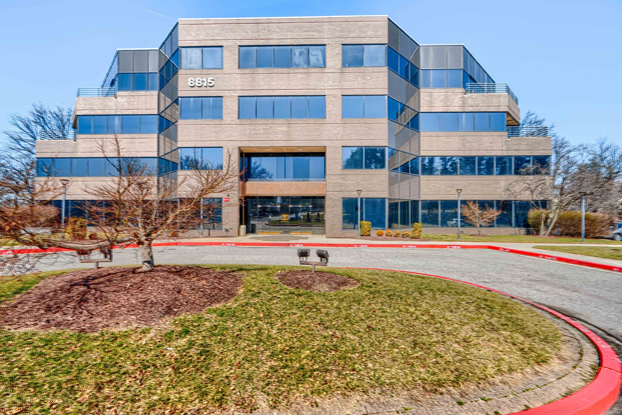 8815 Centre Park Dr, Columbia, MD for lease Primary Photo- Image 1 of 43
