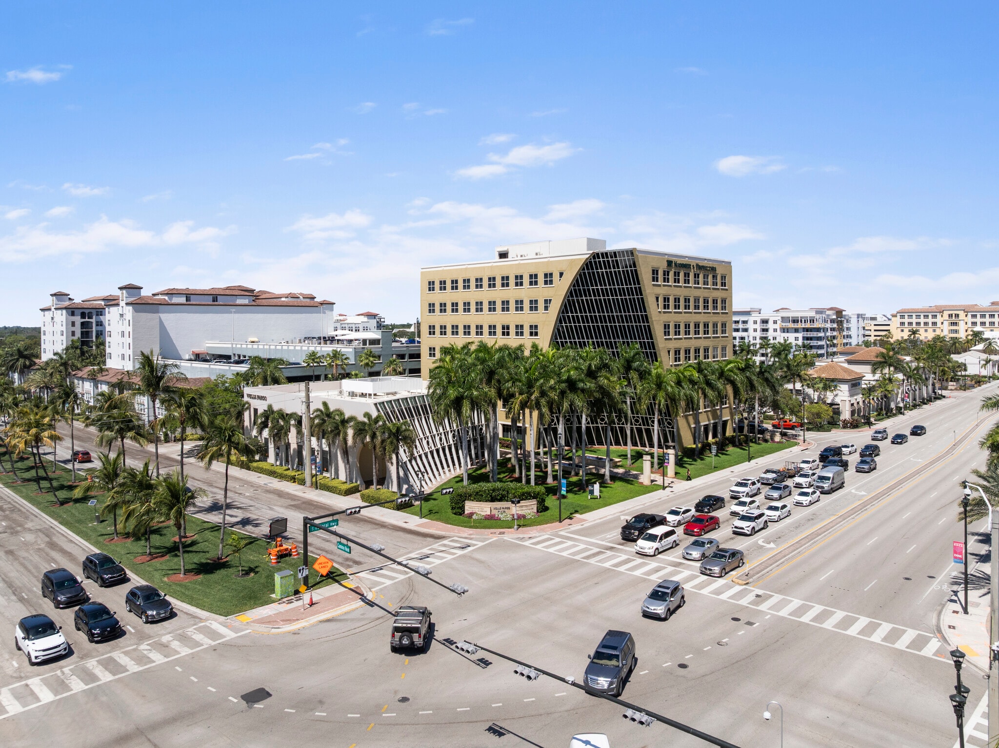 925 S Federal Hwy, Boca Raton, FL à louer Photo du bâtiment- Image 1 de 10