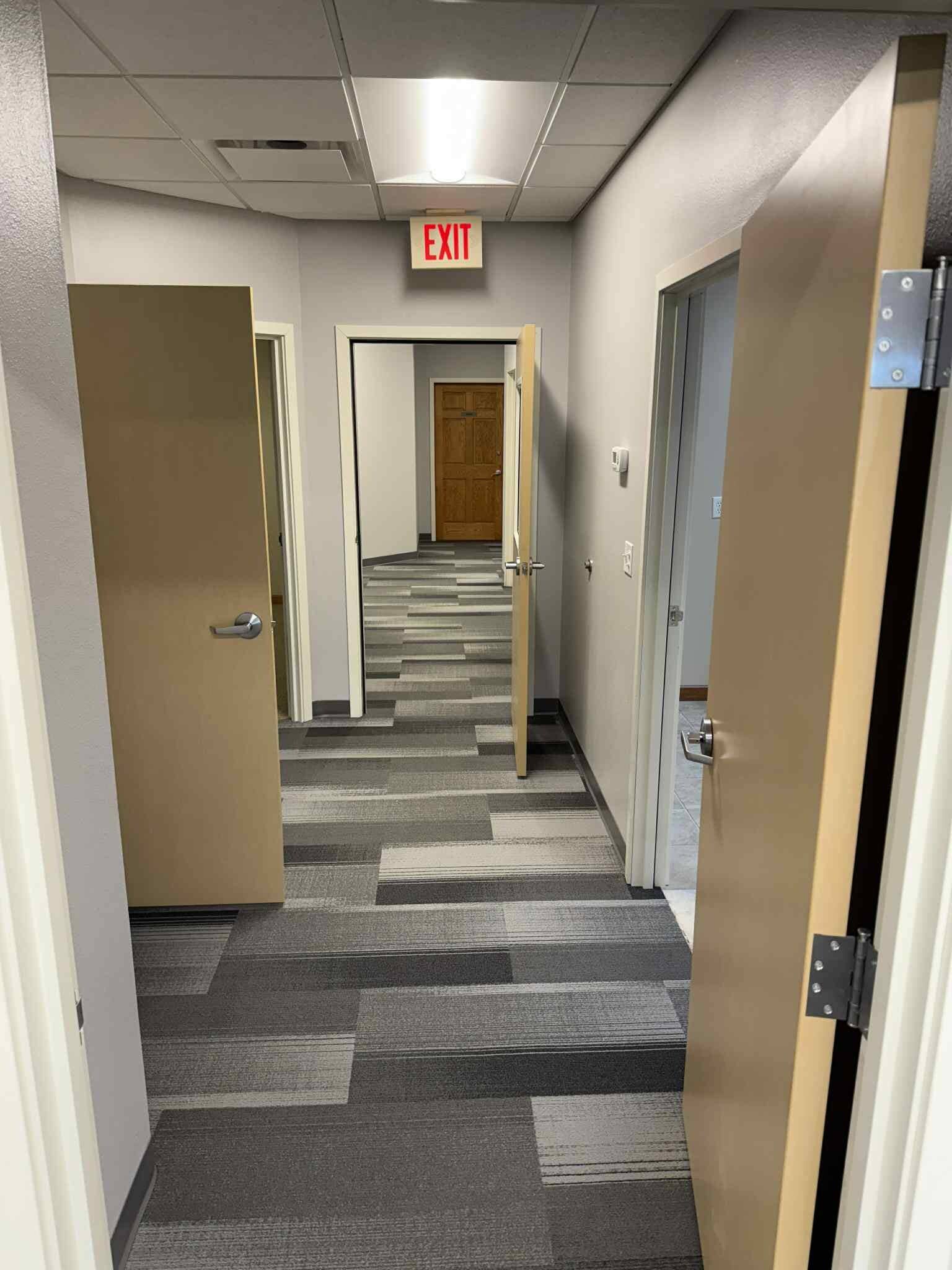 3431 4th Ave S, Fargo, ND for lease Interior Photo- Image 1 of 3