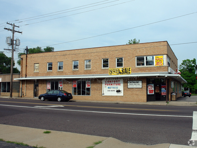 2504 Sheridan Rd, Peoria, IL à louer - Photo principale - Image 1 de 12