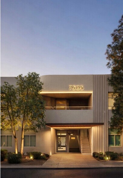 7505 E 6th Ave, Scottsdale, AZ à louer - Photo du bâtiment - Image 2 de 6