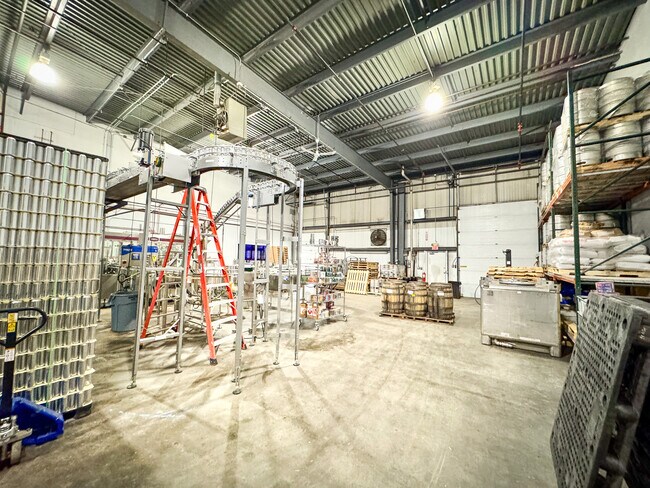 More details for 740 Marshall Ave, Williston, VT - Retail for Lease