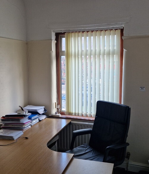 152-154 Allerton Rd, Liverpool for sale - Interior Photo - Image 3 of 3