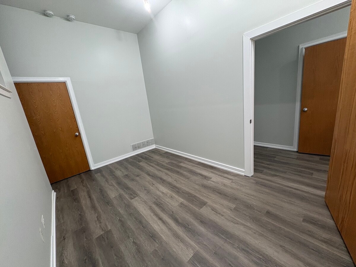 2716 N Ashland Ave, Chicago, IL 60614 - Unité Retail/Office -  - Photo intérieure - Image 2 of 8