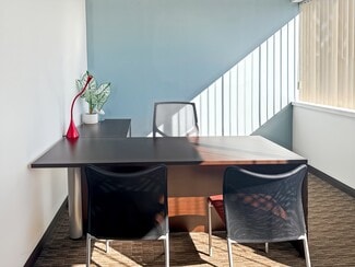Plus de détails pour 170 Commerce Way, Portsmouth, NH - Coworking à louer