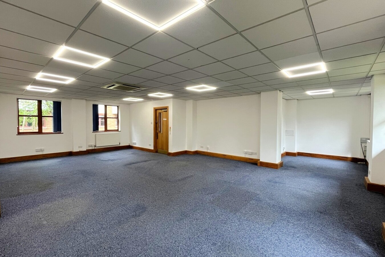 Station Rd, Witham, ESS CM8 2TL - Unit 10 -  - Interior Photo - Image 2 of 3