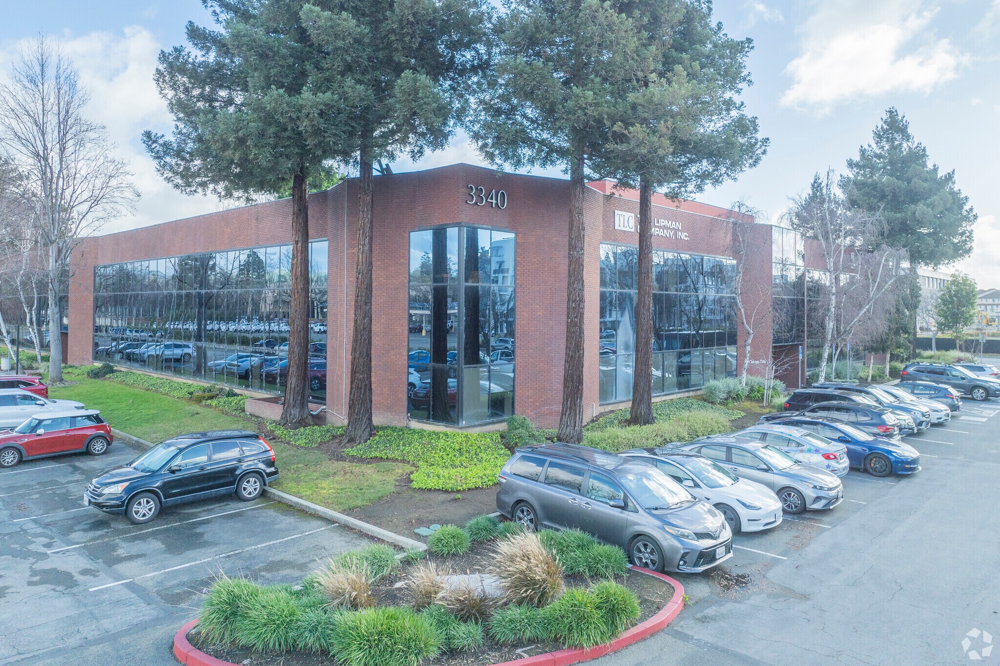 39420 Liberty St, Fremont, CA à louer Photo principale- Image 1 de 7