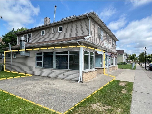 651 Jefferson Ave, Rochester, NY à louer - Photo du bâtiment - Image 3 de 3