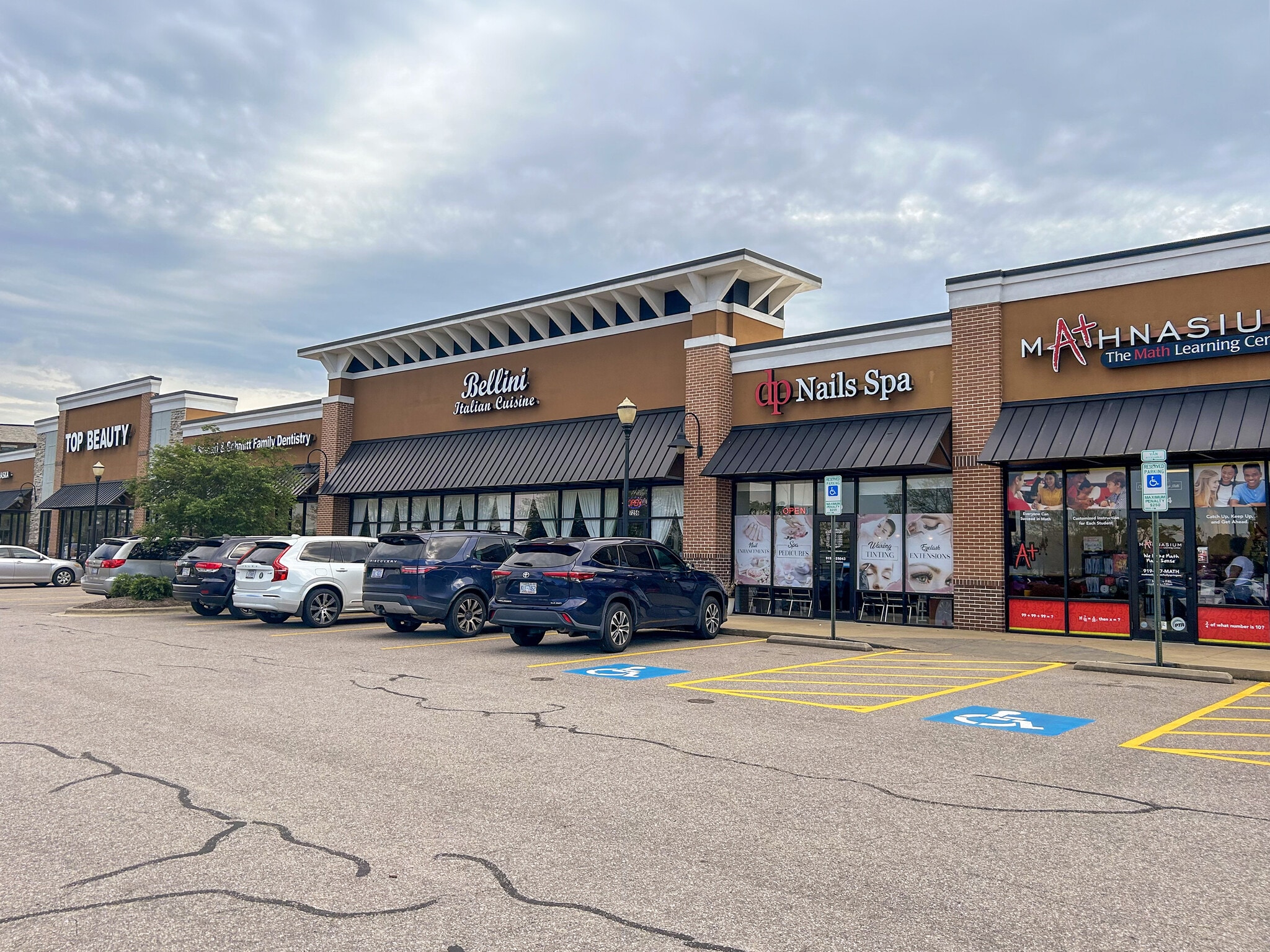 7016-7280 GB Alford Hwy, Holly Springs, NC for lease Primary Photo- Image 1 of 6