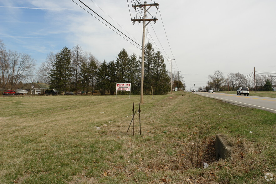 Taylorsville Rd, Louisville, KY à vendre - Photo principale - Image 1 de 1