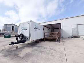 8666 Huebner Rd, San Antonio, TX for lease Building Photo- Image 2 of 2