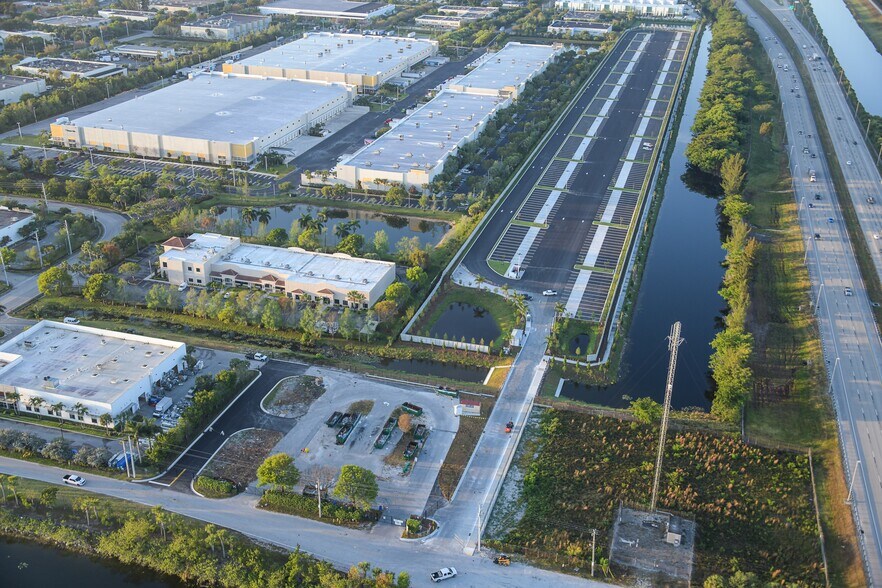 12754 Wiles Rd, Coral Springs, FL à louer - Aérien - Image 2 de 5