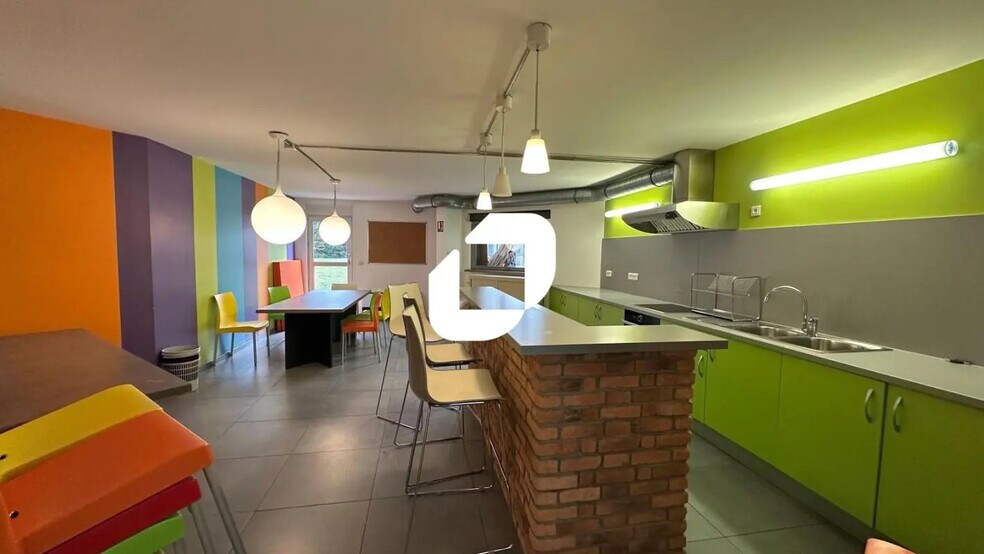 8 Rue Du Chêne, Nordhouse à louer - Photo du bâtiment - Image 2 de 12