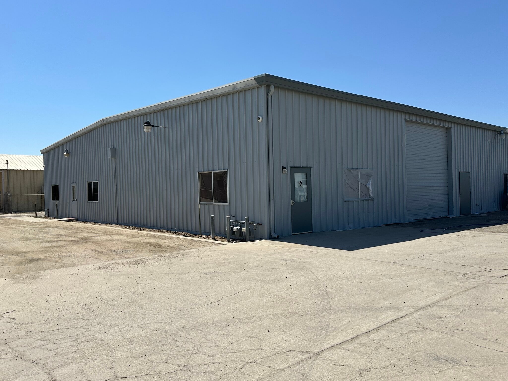 2845 Standard St, Bakersfield, CA for lease Primary Photo- Image 1 of 2